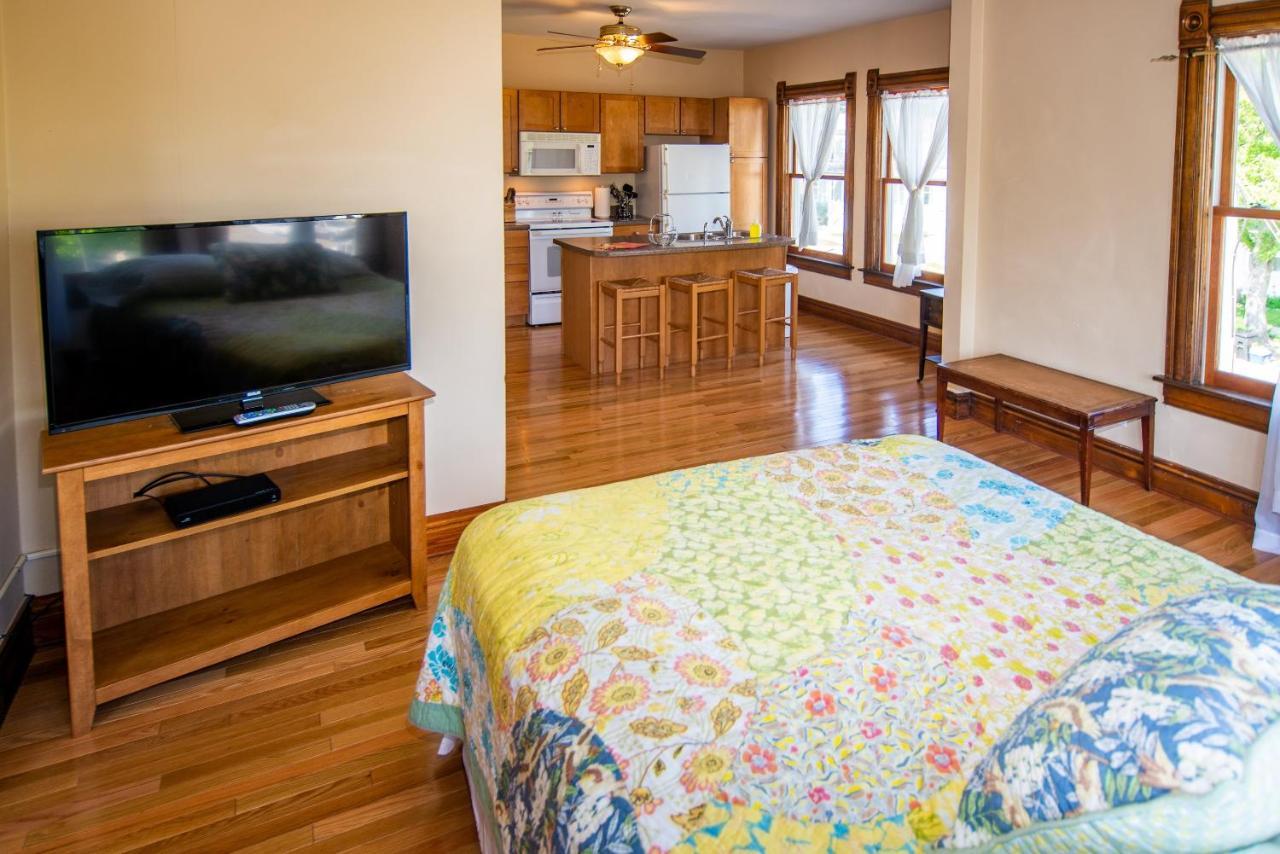Serendipity Resort Grand Haven Eksteriør bilde